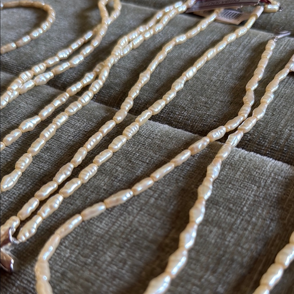 Freshwater Pearl Station Necklace - Cream Pearl Strand